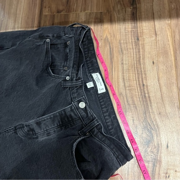 Abercrombie & Fitch Curve Love 90’s Low Rise Baggy Jean - Picture 6 of 8